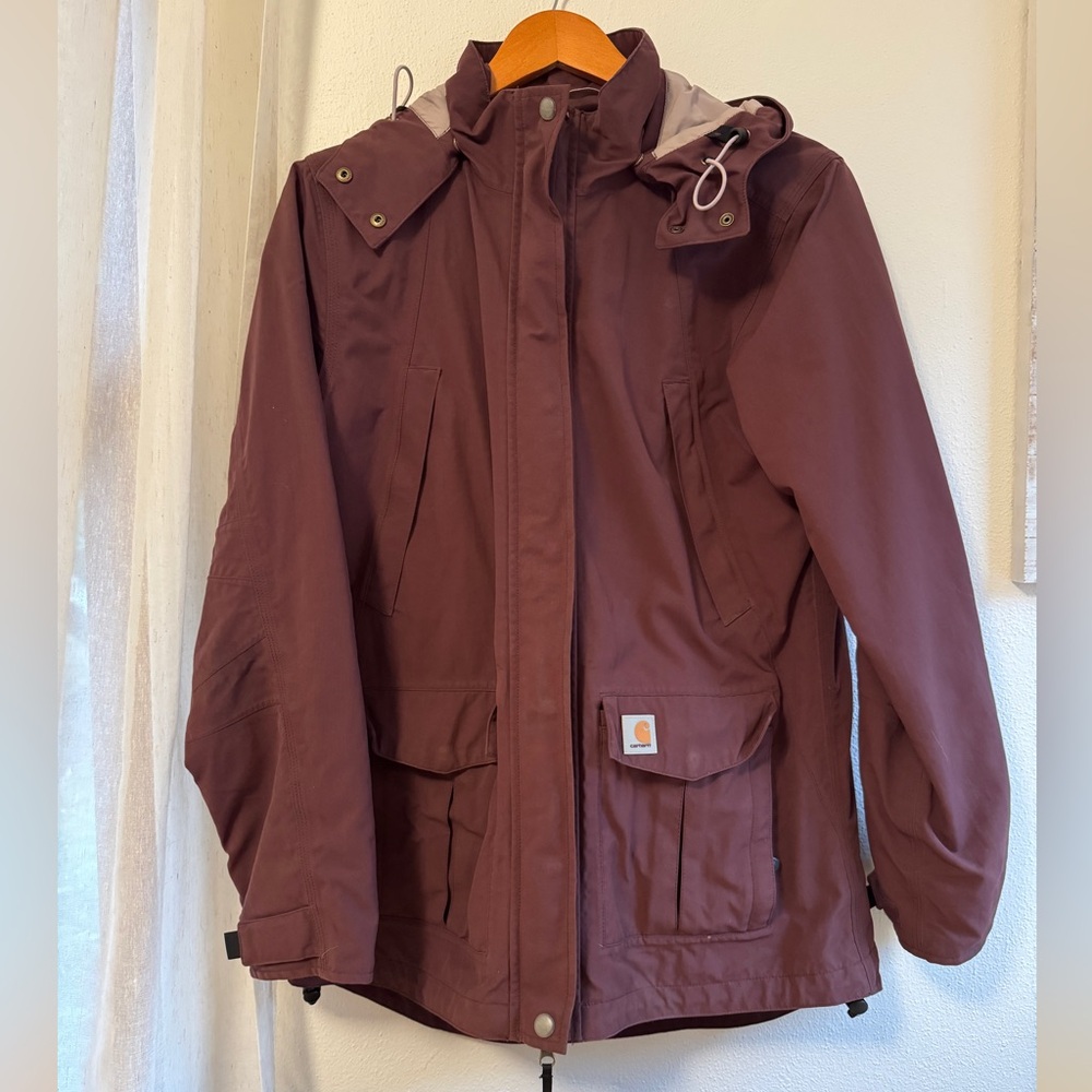 Carhartt Women’s Storm Defender Rain Jacket in Blackberry. Size M.